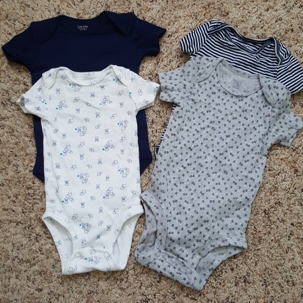 Baby clothes